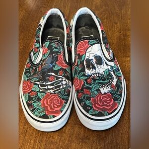 Vans Rose Skull Slip-Ons Womens 7.5